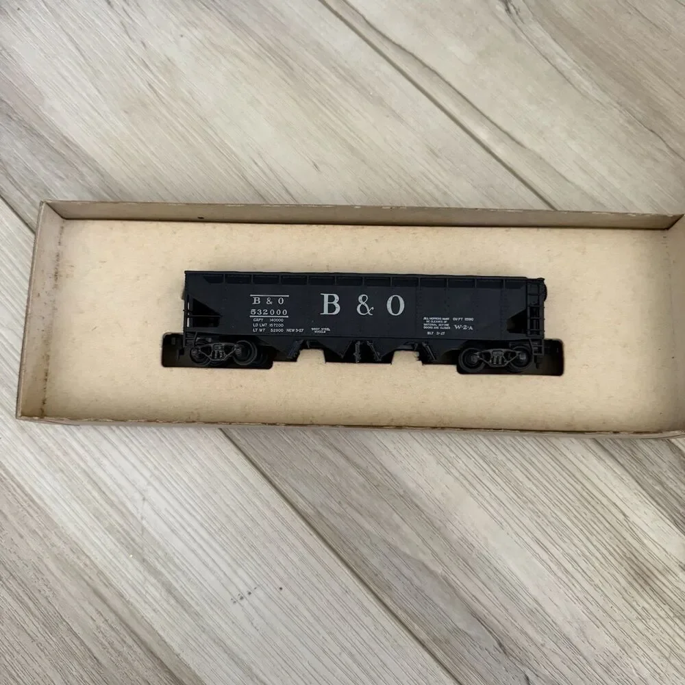 Athearn trains miniature